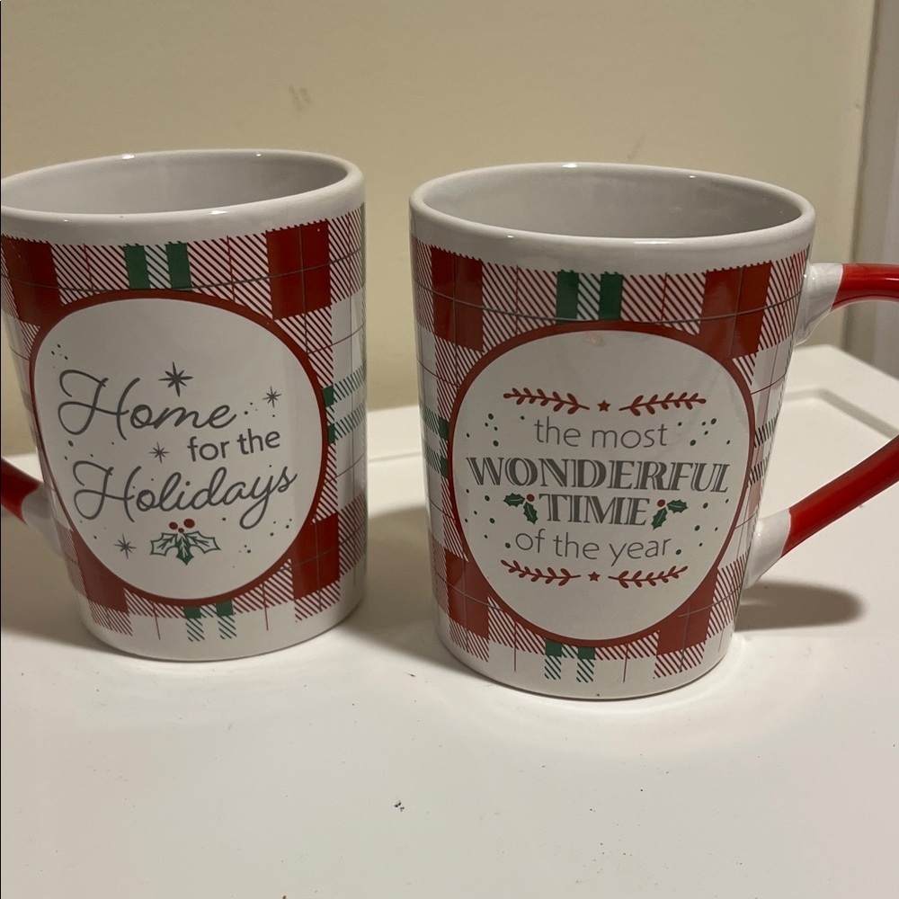 NWT Festive Plaid Holiday Mugs Set Of 2 Red and white Cozy mug stocking stuffer - Picture 12 of 15